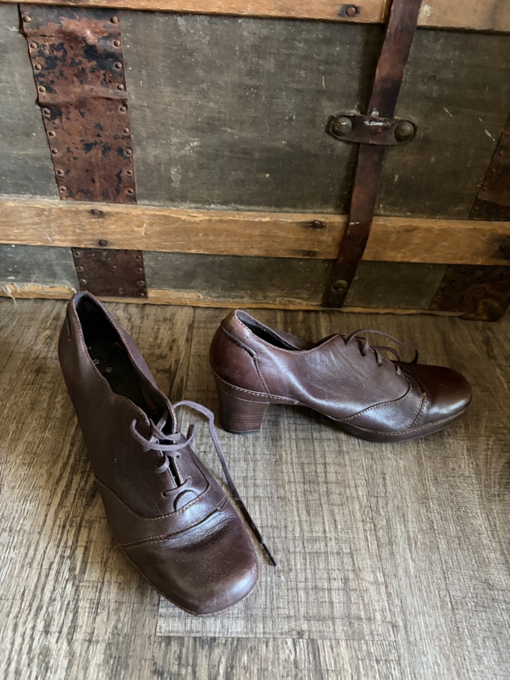 Clarks Brown Leather Lace-Up Heeled Boots